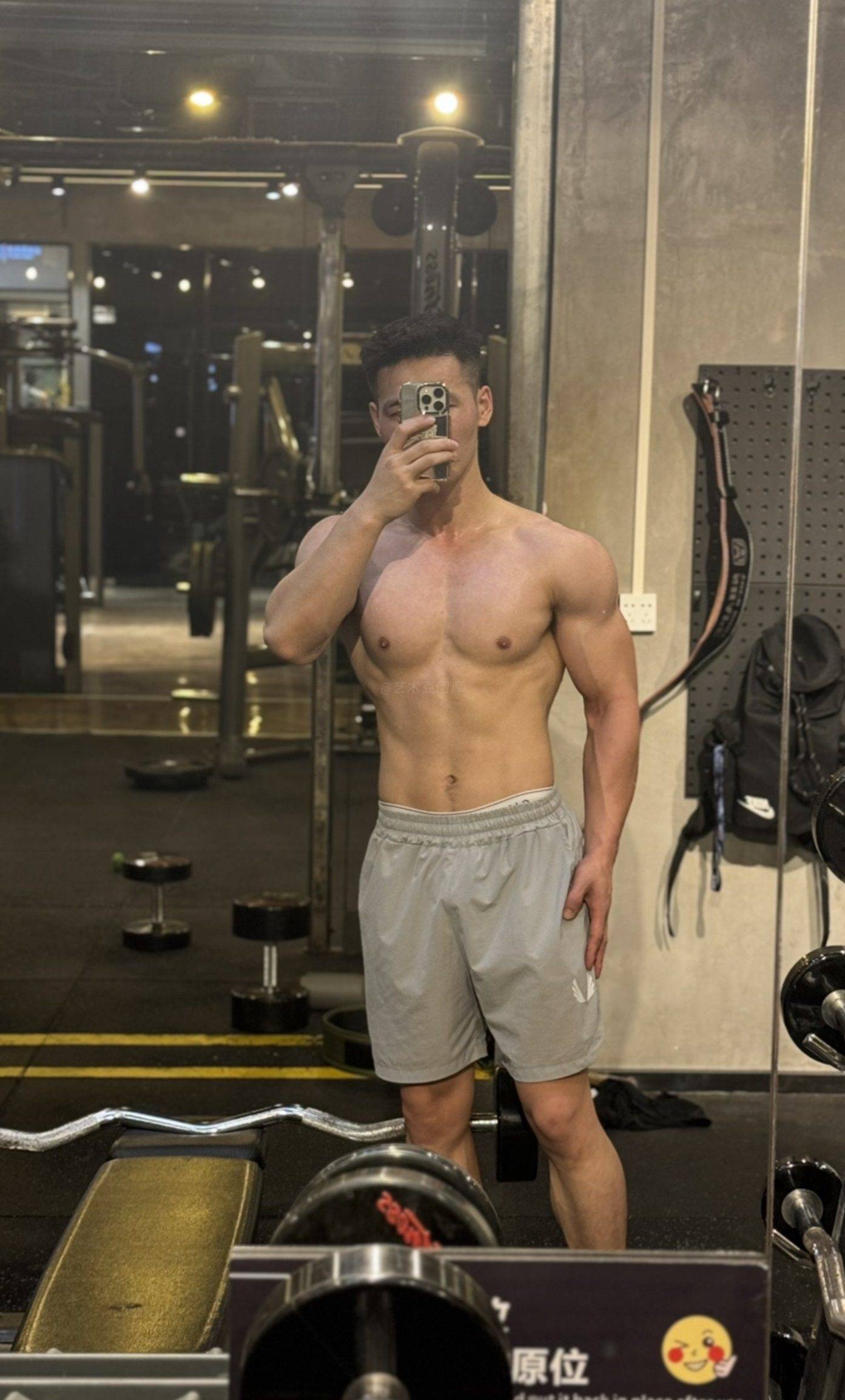 我要有这种身材，让我天天开豪车住豪宅我也愿意！